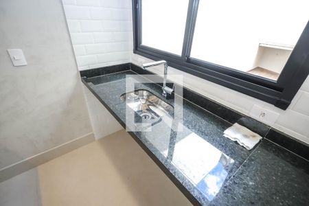 Sala e Cozinha de casa à venda com 3 quartos, 120m² em Vila Gumercindo, São Paulo