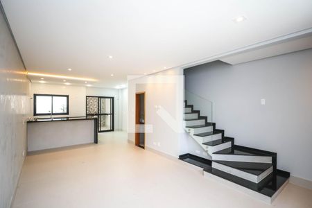 Sala e Cozinha de casa à venda com 3 quartos, 120m² em Vila Gumercindo, São Paulo