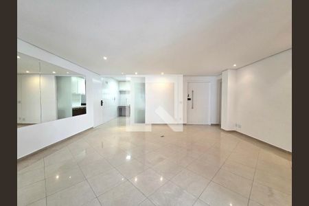 Sala de apartamento para alugar com 3 quartos, 147m² em Moema, São Paulo