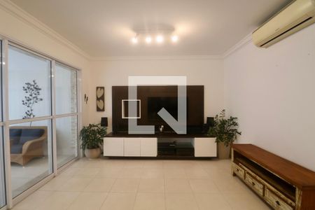 Sala de apartamento para alugar com 3 quartos, 170m² em Parque Enseada, Guarujá