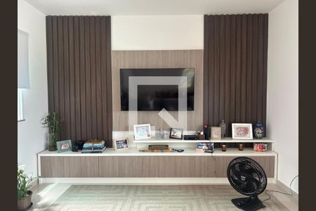 Sala de casa de condomínio à venda com 4 quartos, 180m² em Anil, Rio de Janeiro