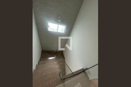 Escada de casa de condomínio à venda com 4 quartos, 180m² em Anil, Rio de Janeiro