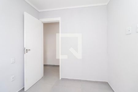 Quarto 1 de apartamento para alugar com 2 quartos, 40m² em Jardim Helian, São Paulo
