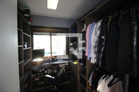 Quarto 1  de apartamento para alugar com 3 quartos, 72m² em Santa Maria Goretti, Porto Alegre