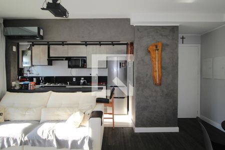 Sala de apartamento para alugar com 3 quartos, 72m² em Santa Maria Goretti, Porto Alegre