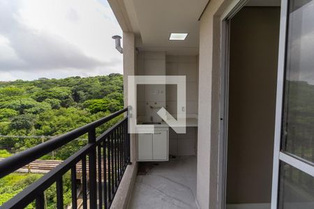 Varanda integrada com área de serviço de apartamento para alugar com 2 quartos, 45m² em Usina Piratininga, São Paulo