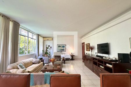 Apartamento à venda com 3 quartos, 155m² em Copacabana, Rio de Janeiro