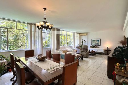 Apartamento à venda com 3 quartos, 155m² em Copacabana, Rio de Janeiro