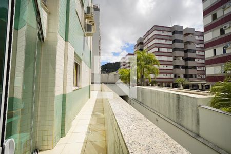 Varanda externa  de apartamento para alugar com 3 quartos, 192m² em Trindade, Florianópolis