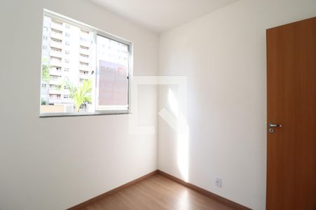 Quarto 1 de apartamento para alugar com 2 quartos, 49m² em Jardim Inconfidencia, Uberlândia