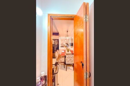 Lavabo de casa de condomínio à venda com 3 quartos, 141m² em Penha de França, São Paulo