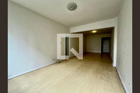 Sala  de apartamento para alugar com 3 quartos, 126m² em Copacabana, Rio de Janeiro