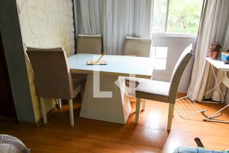 Sala de apartamento para alugar com 2 quartos, 58m² em Tomás Coelho, Rio de Janeiro
