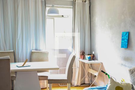 Sala de apartamento para alugar com 2 quartos, 58m² em Tomás Coelho, Rio de Janeiro