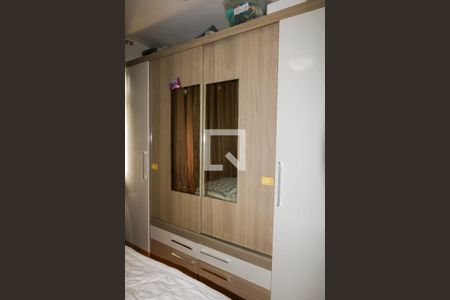 Quarto 1 de apartamento para alugar com 2 quartos, 58m² em Tomás Coelho, Rio de Janeiro