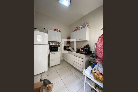 Casa à venda com 3 quartos, 240m² em Alto Barroca, Belo Horizonte