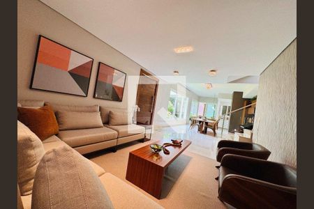 Casa à venda com 3 quartos, 344m² em Copacabana, Belo Horizonte