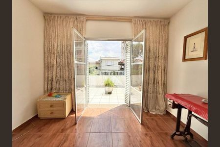 Casa à venda com 3 quartos, 125m² em Vila Anglo Brasileira, São Paulo