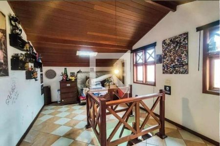 Casa à venda com 3 quartos, 202m² em Vila Morse, São Paulo