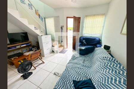 Sala de TV de apartamento para alugar com 2 quartos, 70m² em Ingleses Norte, Florianópolis