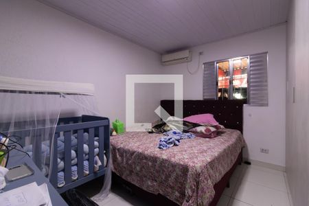 Quarto 1 de casa para alugar com 2 quartos, 50m² em Vila Nhocuné, São Paulo