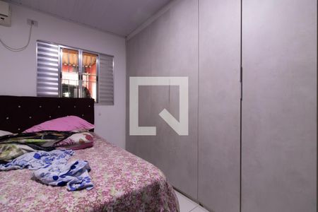 Quarto 1 de casa para alugar com 2 quartos, 50m² em Vila Nhocuné, São Paulo