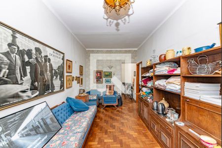 Sala 1 de casa à venda com 4 quartos, 230m² em Carlos Prates, Belo Horizonte