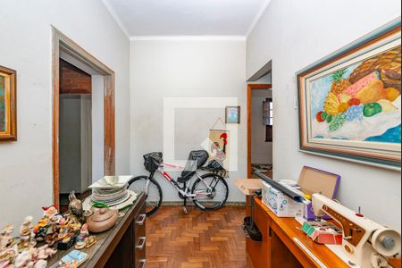 Sala 2 de casa à venda com 4 quartos, 230m² em Carlos Prates, Belo Horizonte