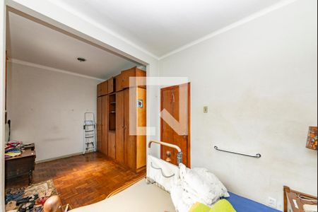 Quarto 1 de casa à venda com 4 quartos, 230m² em Carlos Prates, Belo Horizonte