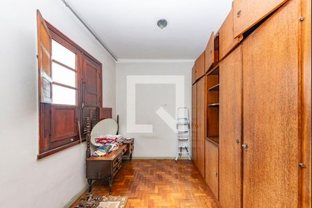 Quarto 1 de casa à venda com 4 quartos, 230m² em Carlos Prates, Belo Horizonte
