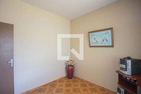 Quarto 2 de casa para alugar com 3 quartos, 120m² em Raul Veiga, São Gonçalo