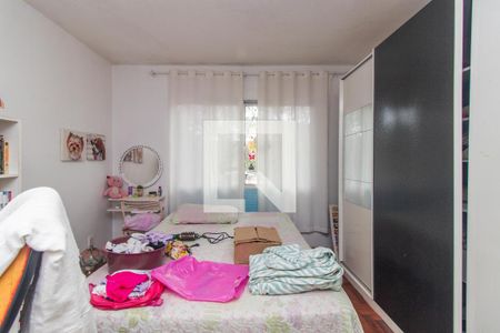 Quarto 2 de casa à venda com 3 quartos, 1000m² em Cavalhada, Porto Alegre