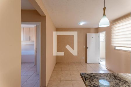 Sala de apartamento para alugar com 2 quartos, 44m² em Vila Satúrnia, Campinas