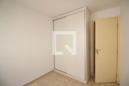 Quarto 1 de apartamento para alugar com 2 quartos, 55m² em Taquara, Rio de Janeiro