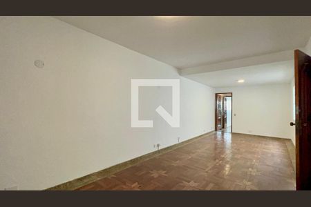 Sala de casa para alugar com 3 quartos, 180m² em Vila Madalena, São Paulo