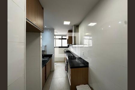 Apartamento à venda com 3 quartos, 120m² em Grajaú, Belo Horizonte