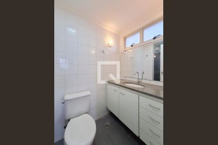 Banheiro de apartamento à venda com 2 quartos, 59m² em Santana, São Paulo