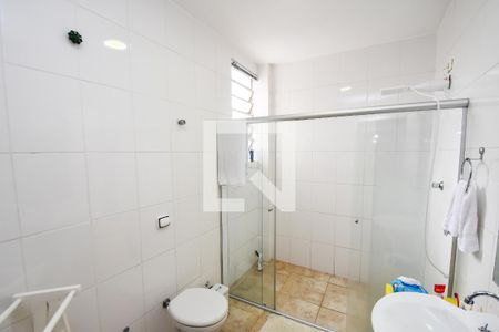 banheiro corredor de apartamento para alugar com 3 quartos, 115m² em Paraíso, São Paulo