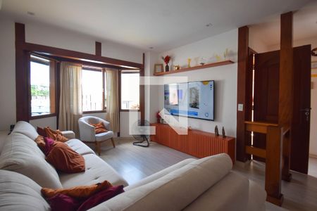 Sala de casa de condomínio para alugar com 4 quartos, 400m² em Freguesia (jacarepaguá), Rio de Janeiro