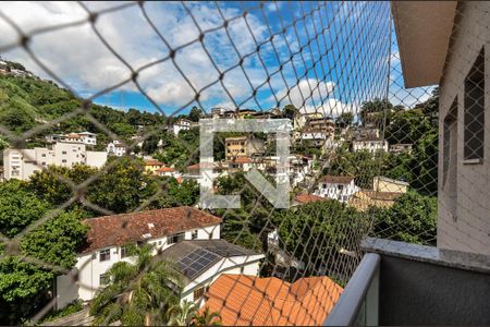 Sala de apartamento à venda com 4 quartos, 128m² em Tijuca, Rio de Janeiro