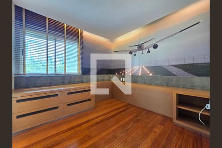 Quarto Suíte Júnior  de apartamento à venda com 4 quartos, 213m² em Belvedere, Belo Horizonte