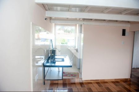 Casa para alugar com 1 quarto, 42m² em Vila Augusta, Itaquaquecetuba