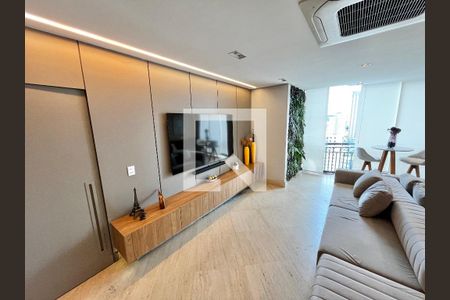 Sala de apartamento à venda com 3 quartos, 246m² em Santa Terezinha, São Paulo