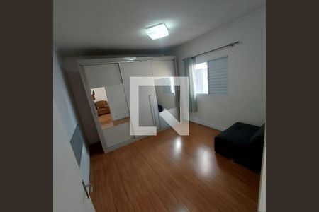 Quarto de casa para alugar com 3 quartos, 250m² em Parque Fernanda, Embu das Artes