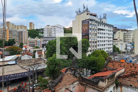Sala de apartamento à venda com 2 quartos, 85m² em Centro, Niterói