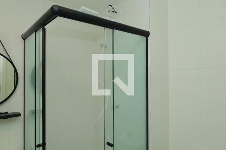 Banheiro de apartamento para alugar com 1 quarto, 27m² em Jardim Helena, São Paulo