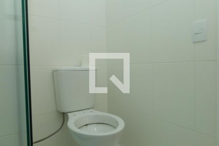 Banheiro de apartamento para alugar com 1 quarto, 27m² em Jardim Helena, São Paulo