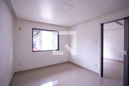 Quarto de casa para alugar com 1 quarto, 125m² em Paraíso, São Gonçalo