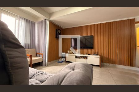 Sala TV de apartamento para alugar com 3 quartos, 140m² em Qi 18, Brasília