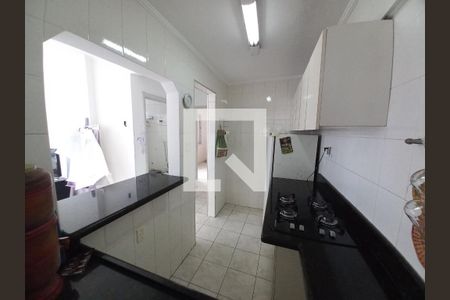 Cozinha de apartamento para alugar com 1 quarto, 51m² em Centro, São Vicente